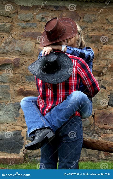 cowgirls kissing